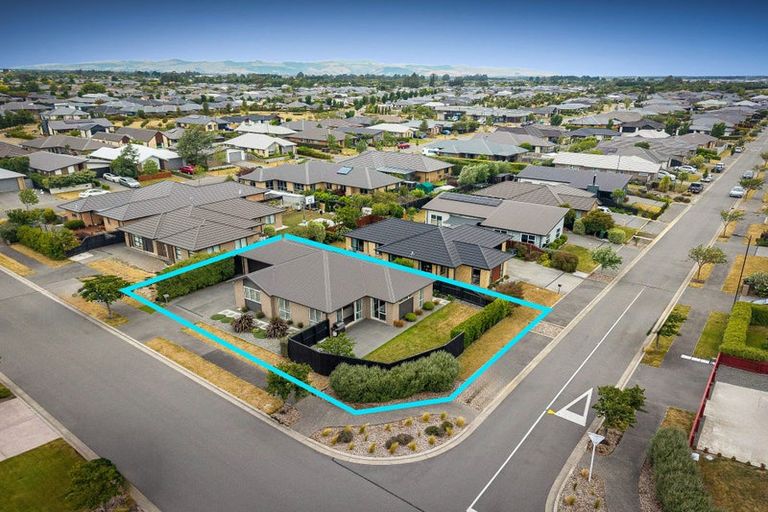 Photo of property in 5 Flint Road, Rolleston, 7614