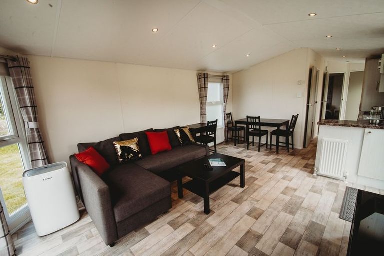 Photo of property in 39 Pinewood Close, Swannanoa, Kaiapoi, 7692