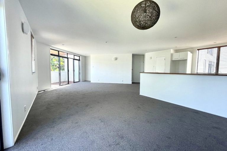 Photo of property in 14/50 Livingstone Street, Westmere, Auckland, 1022