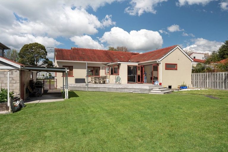 Photo of property in 21 Grace Road, Tauranga South, Tauranga, 3112