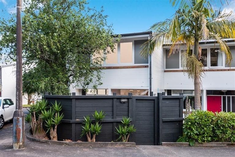 Photo of property in 1/55a Hepburn Street, Freemans Bay, Auckland, 1011