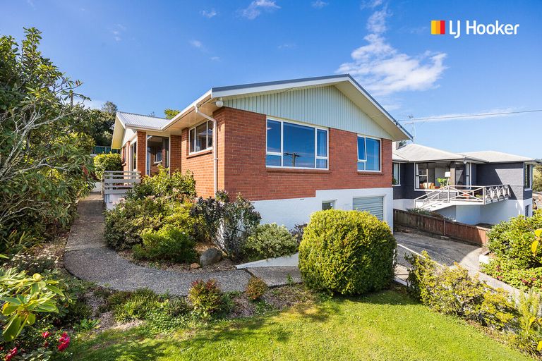 Photo of property in 73 Mckerrow Street, Shiel Hill, Dunedin, 9013