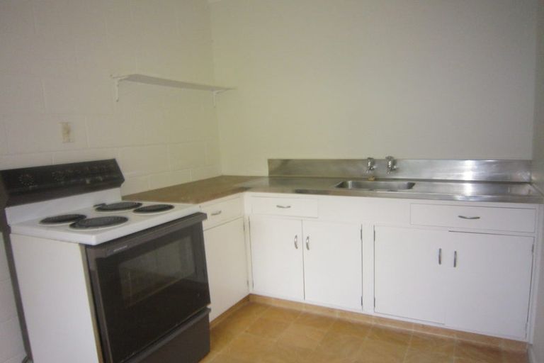 Photo of property in 8 Melrose Crescent, Melrose, Wellington, 6023