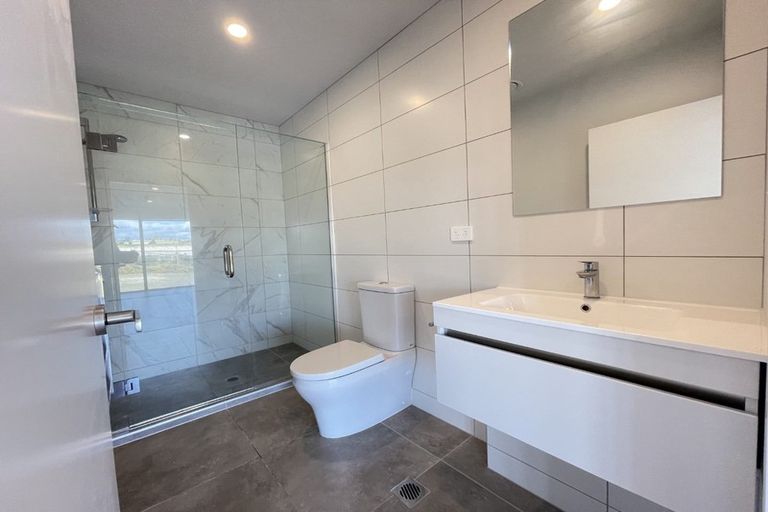 Photo of property in 301/3 Kaipiho Lane, Albany, Auckland, 0632