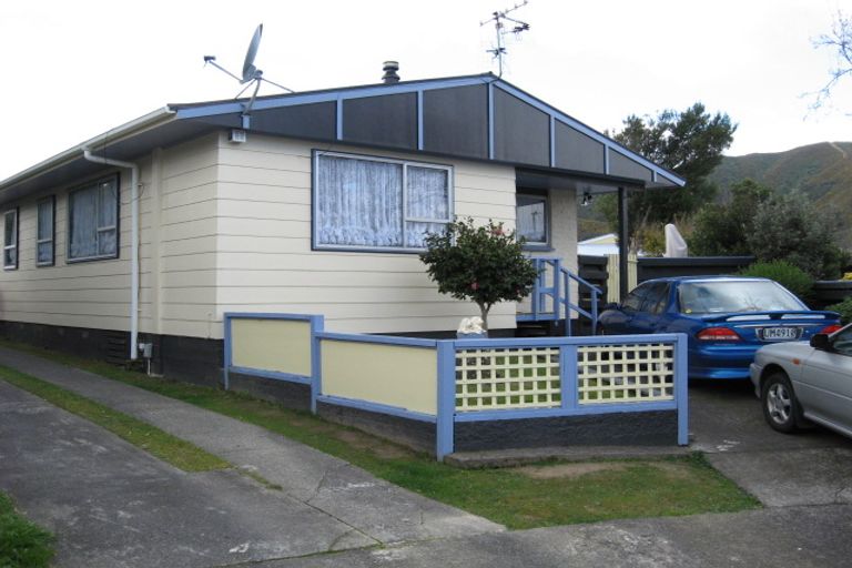 Photo of property in 14b Bexley Grove, Wainuiomata, Lower Hutt, 5014