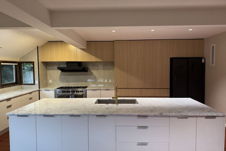 Photo of property in 70b Avonhead Road, Avonhead, Christchurch, 8042