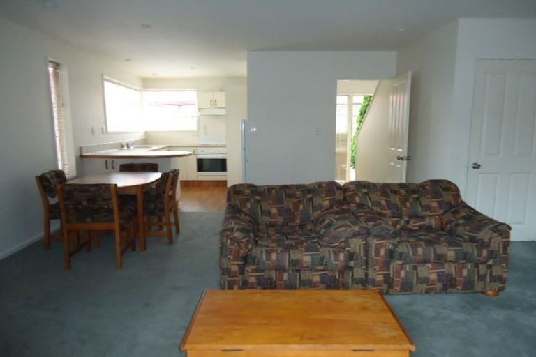 Photo of property in 2/37 Picton Avenue, Riccarton, Christchurch, 8011