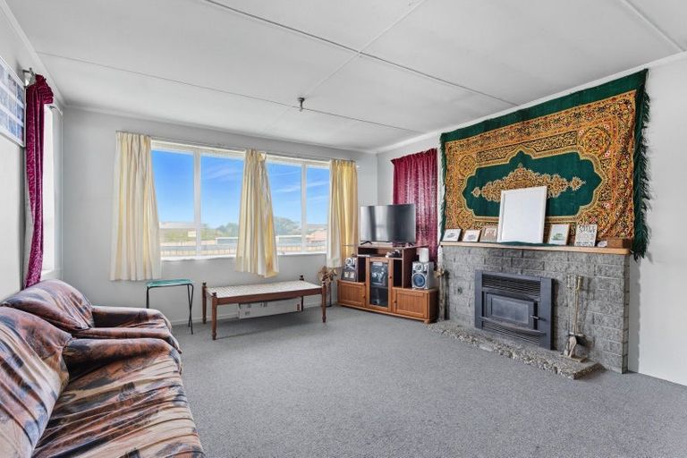 Photo of property in 49 Lee Street, Castlecliff, Whanganui, 4501