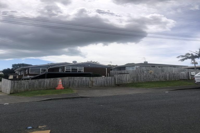 Photo of property in 17 Price Crescent, Mount Wellington, Auckland, 1060