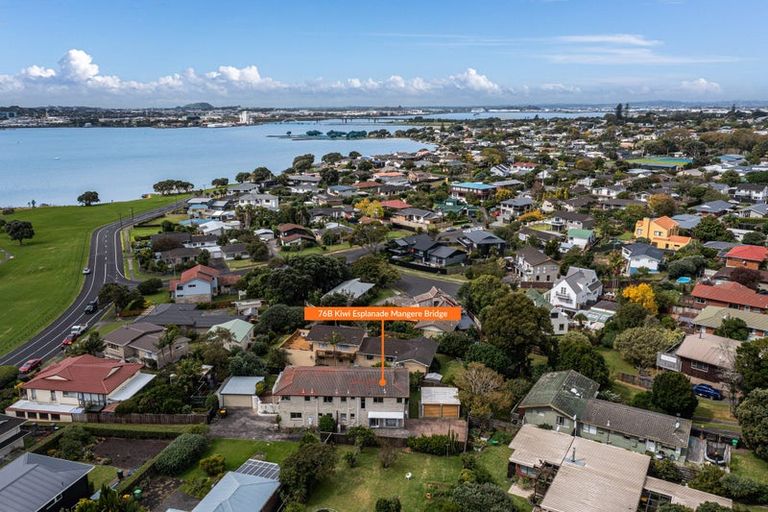 Photo of property in 76b Kiwi Esplanade, Mangere Bridge, Auckland, 2022