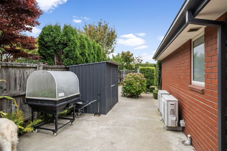 Photo of property in 25d Taylors Avenue, Bryndwr, Christchurch, 8052