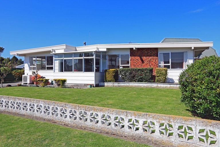 Photo of property in 3 Laurent Place, Greenmeadows, Napier, 4112