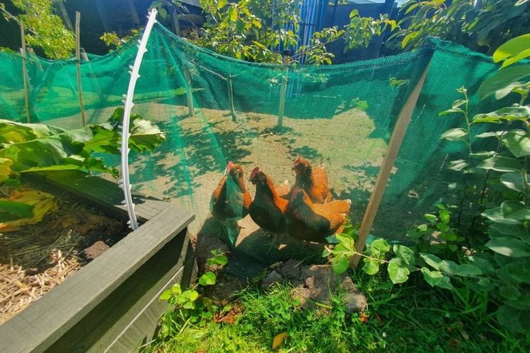 Photo of property in 102c Isleworth Road, Bishopdale, Christchurch, 8053