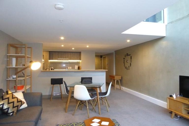 Photo of property in Canvas Apartments, 6/307 Willis Street, Te Aro, Wellington, 6011