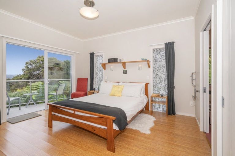 Photo of property in 49 Tarapatiki Drive, Whitianga, 3510