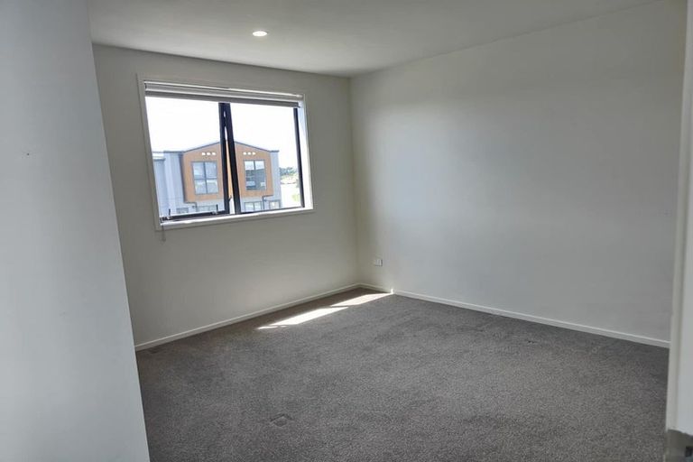 Photo of property in 15 Bugle Road, Totara Park, Auckland, 2019