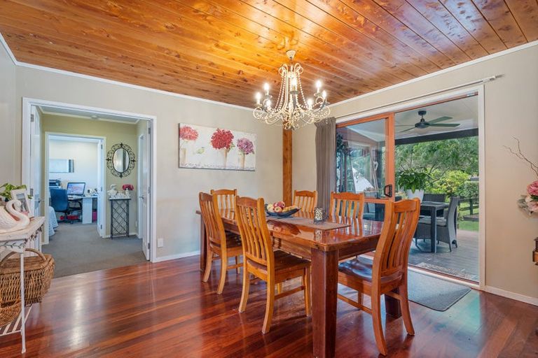 Photo of property in 5 Golf Road, Whitianga, 3591