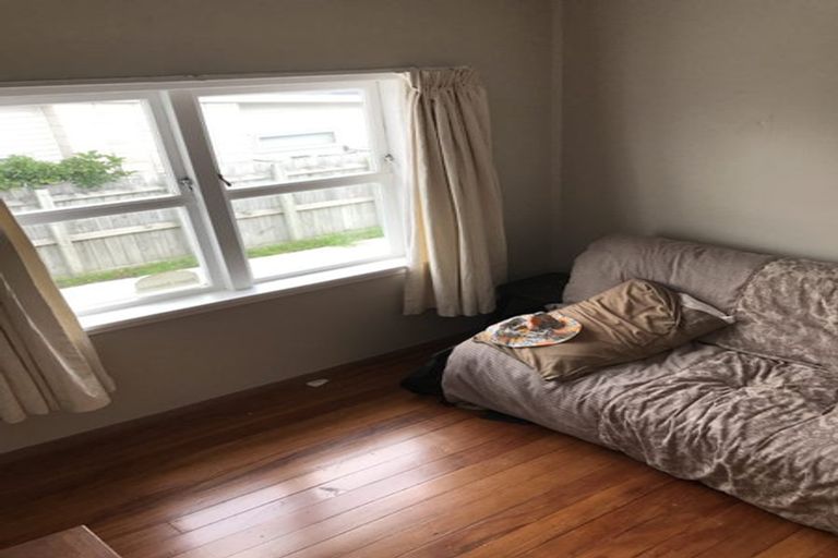 Photo of property in 4 Tui Road, Raumati Beach, Paraparaumu, 5032