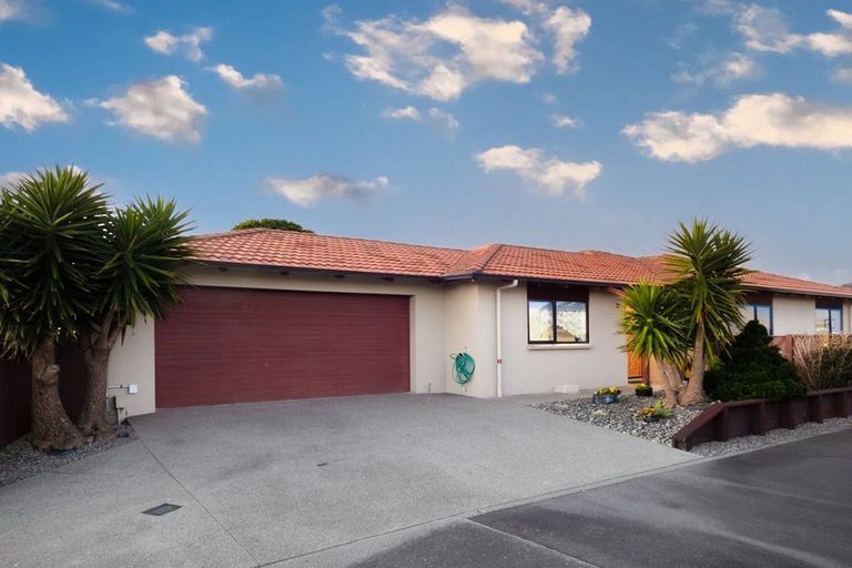 Photo of property in 7 Central Park, Paraparaumu Beach, Paraparaumu, 5032