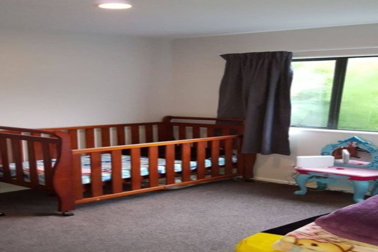 Photo of property in 2a Kamara Road, Glen Eden, Auckland, 0602