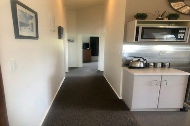 Photo of property in 65 Harper Road, Waimarama, Havelock North, 4294