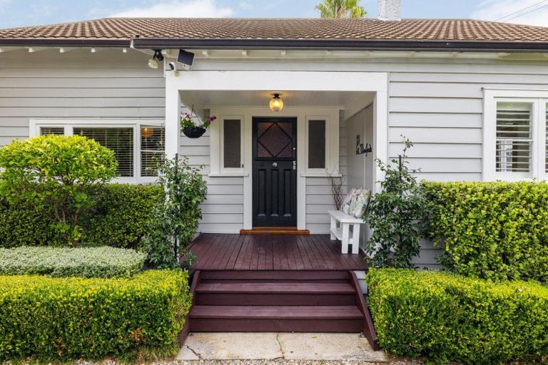 Photo of property in 13 Saint Winifreds Avenue, Hamilton East, Hamilton, 3216