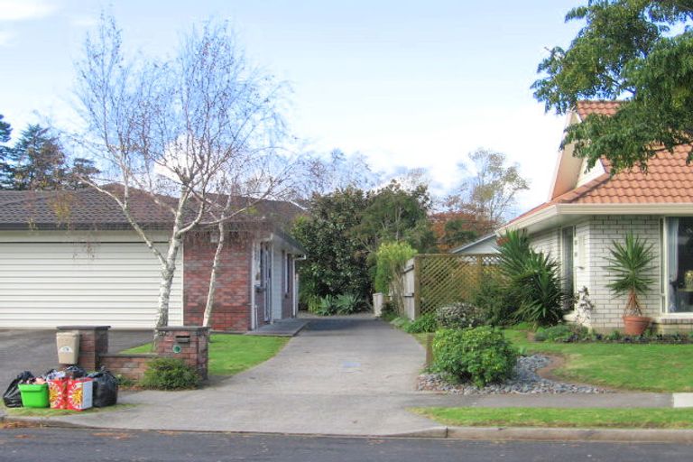 Photo of property in 1/17 Solana Court, Botany Downs, Auckland, 2010