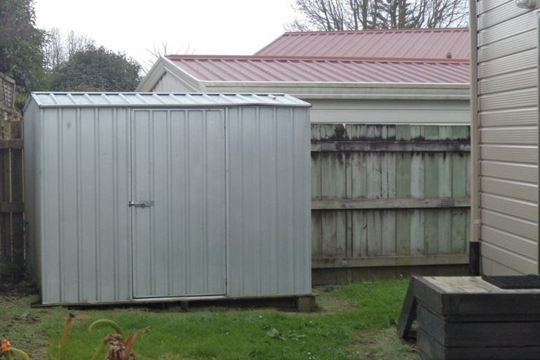 Photo of property in 7a Ross Crescent, Orewa, 0931