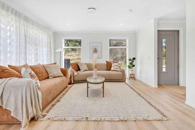 Photo of property in 16 Homestead Avenue, Stoke, Nelson, 7011