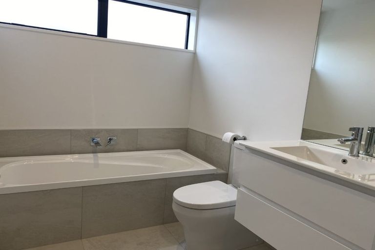 Photo of property in 92a Neill Street, Hornby, Christchurch, 8042