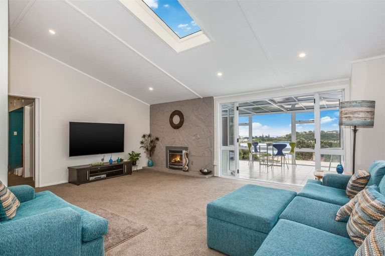 Photo of property in 5 Trevor Terrace, Paremata, Porirua, 5024