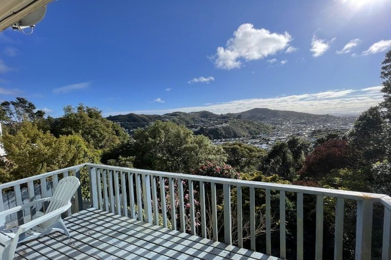 Photo of property in 17b Lynmouth Avenue, Karori, Wellington, 6012
