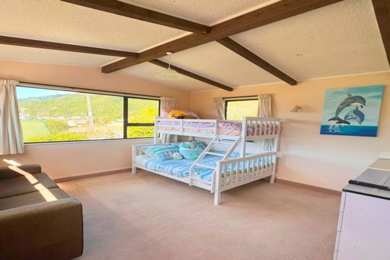 Photo of property in 5 Bayview Drive, Waikawa, Picton, 7220