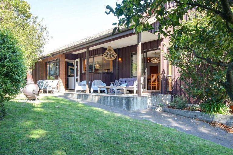 Photo of property in 51 Churchill Drive, Taradale, Napier, 4112