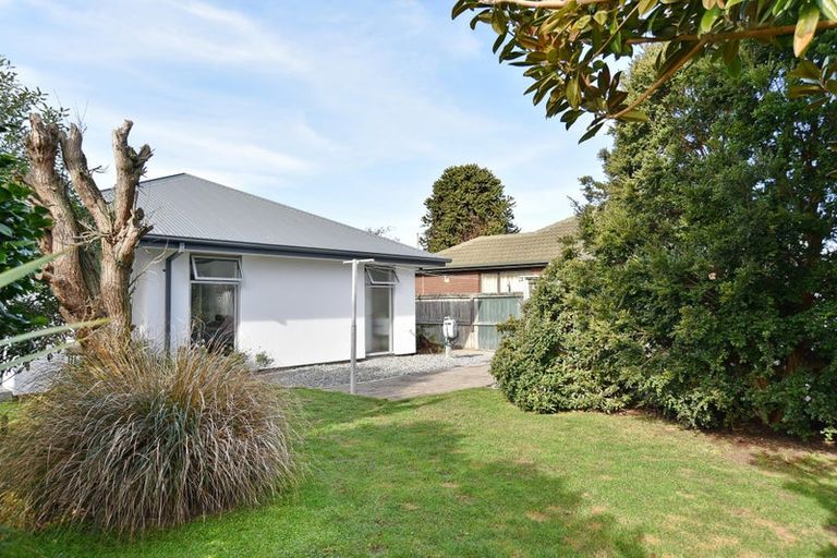 Photo of property in 1 Rue De La Mare, Parklands, Christchurch, 8083