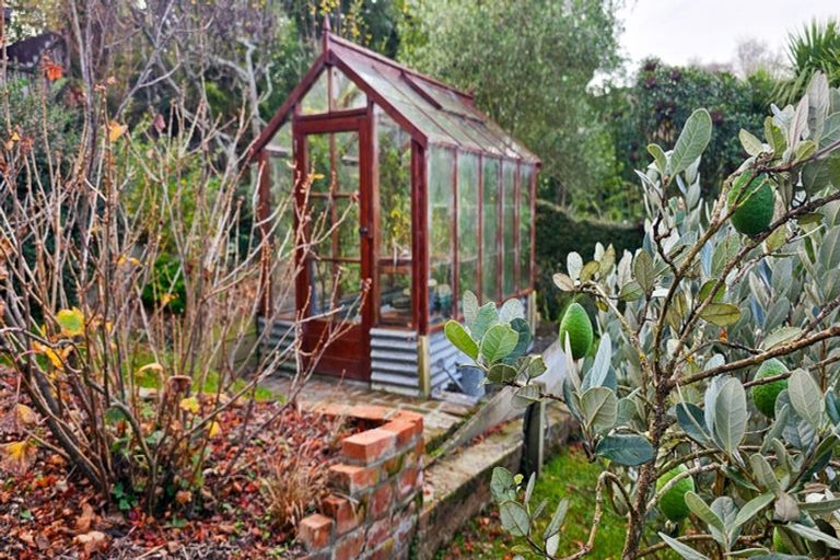 Photo of property in 172 Gladstone Road, Dalmore, Dunedin, 9010