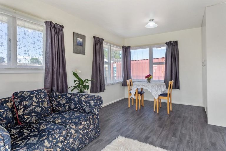 Photo of property in 82 Bamford Street, Woolston, Christchurch, 8023