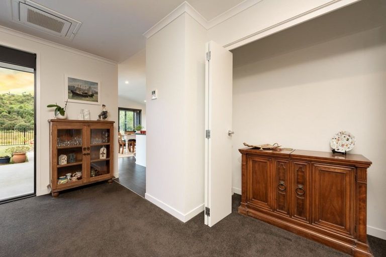 Photo of property in 68 Pakanga Grove, Pyes Pa, Tauranga, 3112