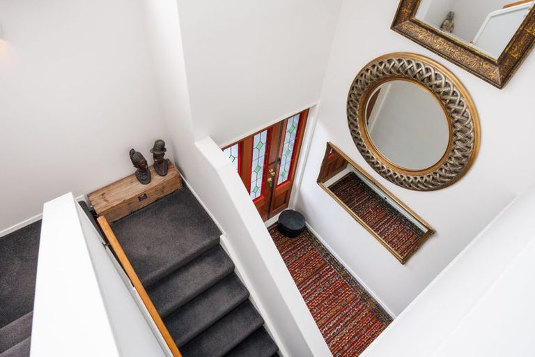 Photo of property in 8 Caccia Birch Lane, Hokowhitu, Palmerston North, 4410