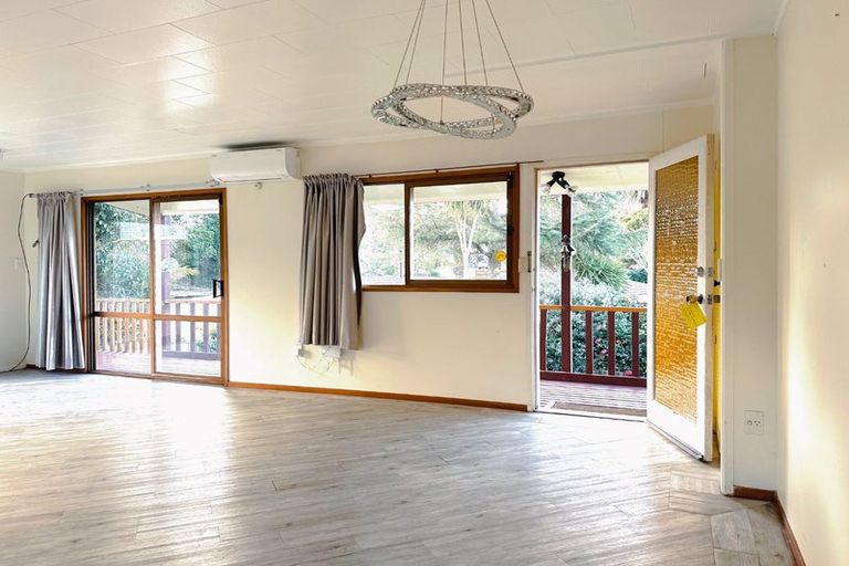 Photo of property in 2/13 Phoenix Place, Papatoetoe, Auckland, 2025