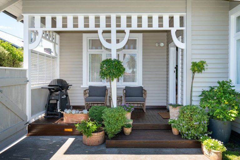 Photo of property in 181 Georges Drive, Napier South, Napier, 4110