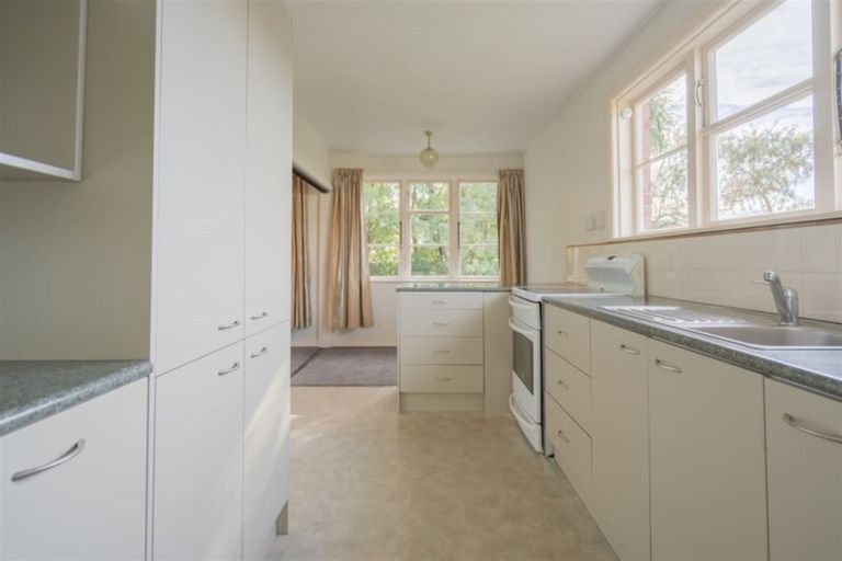 Photo of property in 5 Holcombe Place, Somerfield, Christchurch, 8024