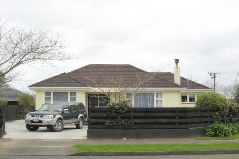 Photo of property in 151 Weraroa Road, Levin, 5510