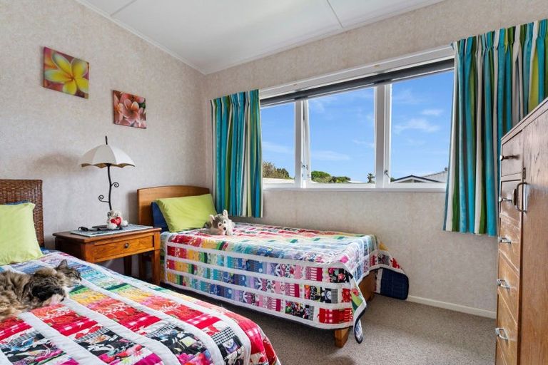 Photo of property in 15 Hawea Street, Mount Maunganui, 3116