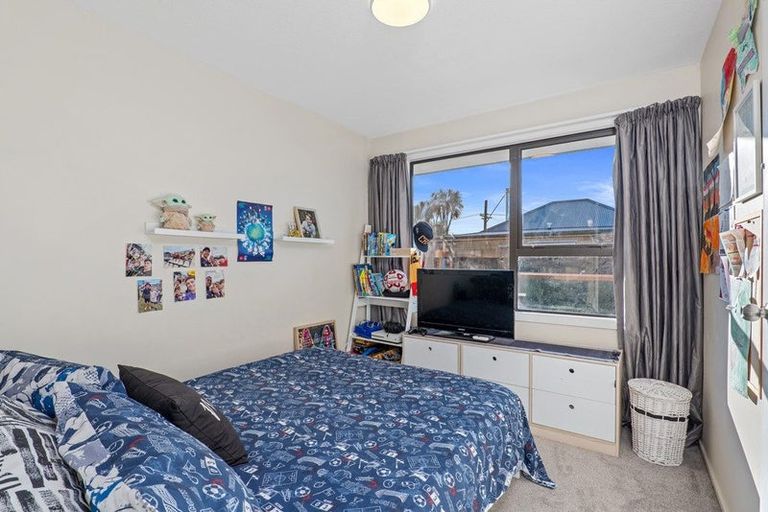 Photo of property in 2/17 Johns Road, Belfast, Christchurch, 8051