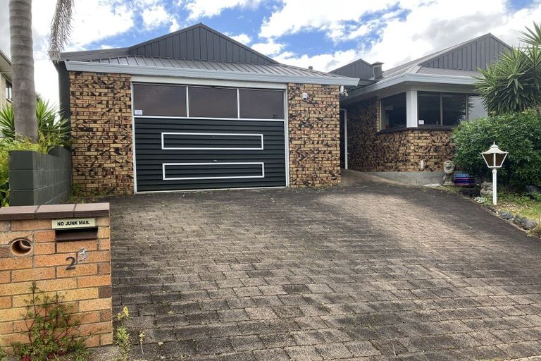 Photo of property in 23 Madill Road, St Andrews, Hamilton, 3200