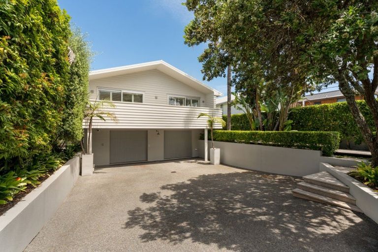 Photo of property in 22 Oceanview Road, Mount Maunganui, 3116
