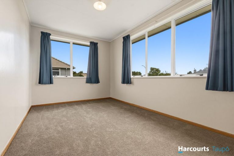 Photo of property in 34 Rata Street, Wairakei, Taupo, 3332