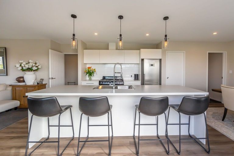 Photo of property in 94 Oaks Drive, Lincoln, 7608