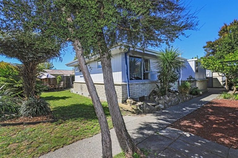 Photo of property in 9a Wordsworth Crescent, Maraenui, Napier, 4110